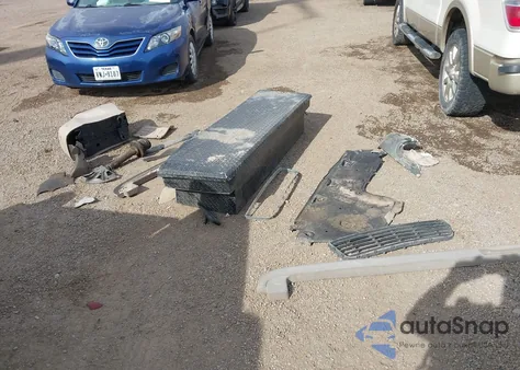 2001 Ford F-150 King Ranch Edition/Lariat/Xlt z USA, uszkodzony, nr VIN 1FTRW08L91KA82689